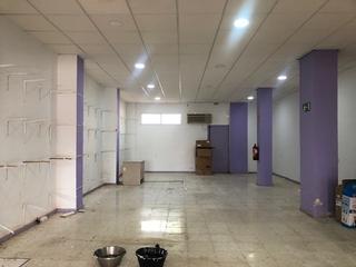 Alquiler Local Comercial en Crevillet. Local comercial en zona constitución