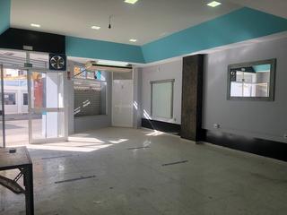 Lloguer Local Comercial a Crevillet. Local terminado frente a bar pepito