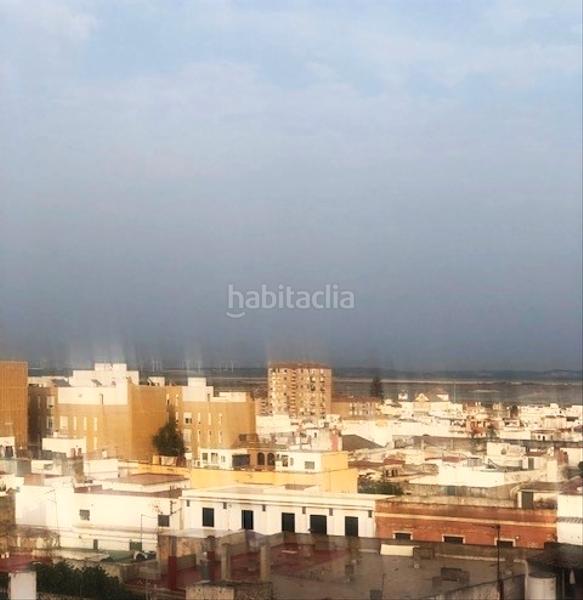 Foto c939751c-7c4d-4002-bd63-4bff0ba6814a. Piccolo appartamento con parcheggio in Casco Histórico - Zona Alta Puerto de Santa María (El)