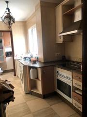 Miete Etagenwohnung in Casco Histórico - Ribera del Marisco. Piso en pleno centro sin muebles