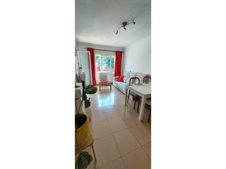 Location Appartement  Copérnico. Con balcón, soleado