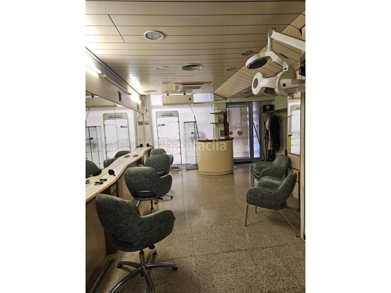 Foto 5c28e2b4-3eec-4a6d-9eb0-e72e854b6345. Lloguer local comercial a Centre Sabadell