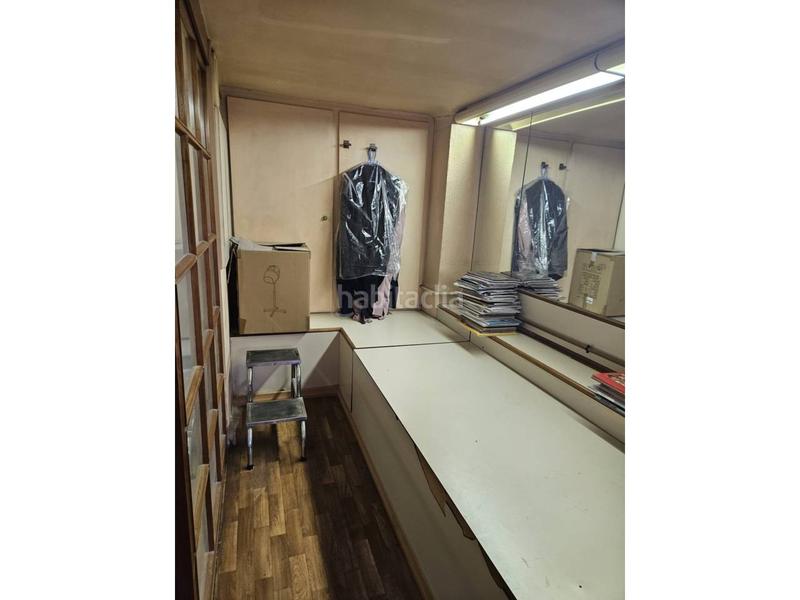 Foto 468433cb-8579-4858-9d35-104a7f1a90e8. Location local commercial dans Centre Sabadell