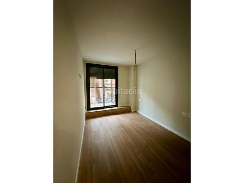 Foto 45803727-ce28-45d0-b5d4-4e8d38b2b11c. Location appartement avec chauffage parking piscine dans Sabadell