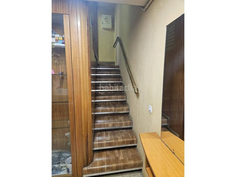 Foto a0fb65de-71c3-437b-8cb3-f17d1ff5cffc. Local comercial a Centre Sabadell