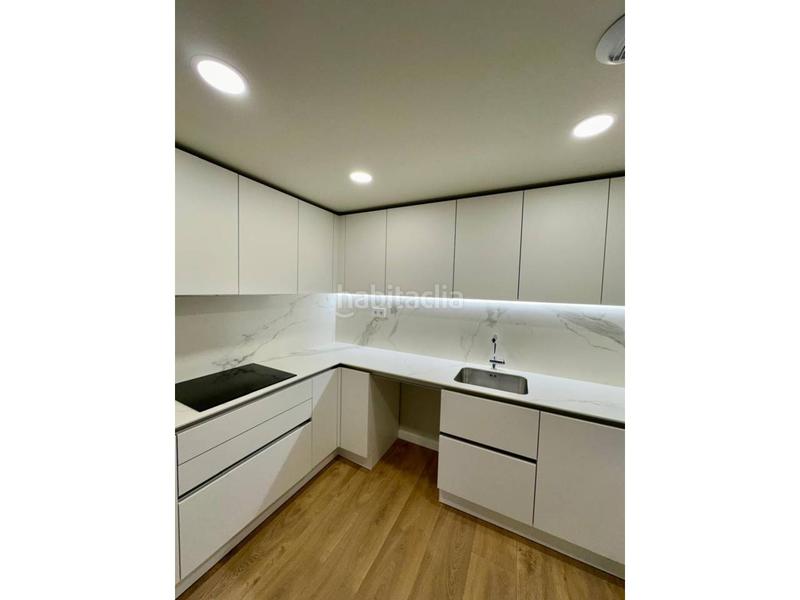 Foto 50c458d5-ca71-430b-90ed-db39c94bf808. Alquiler piso obra nueva con piscina comunitaria en Creu Alta en Sabadell