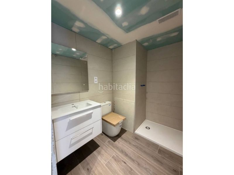 Foto 04b29782-6c0a-48f2-aae8-7850811f2a0c. Rent triplex with heating in Centre Sabadell