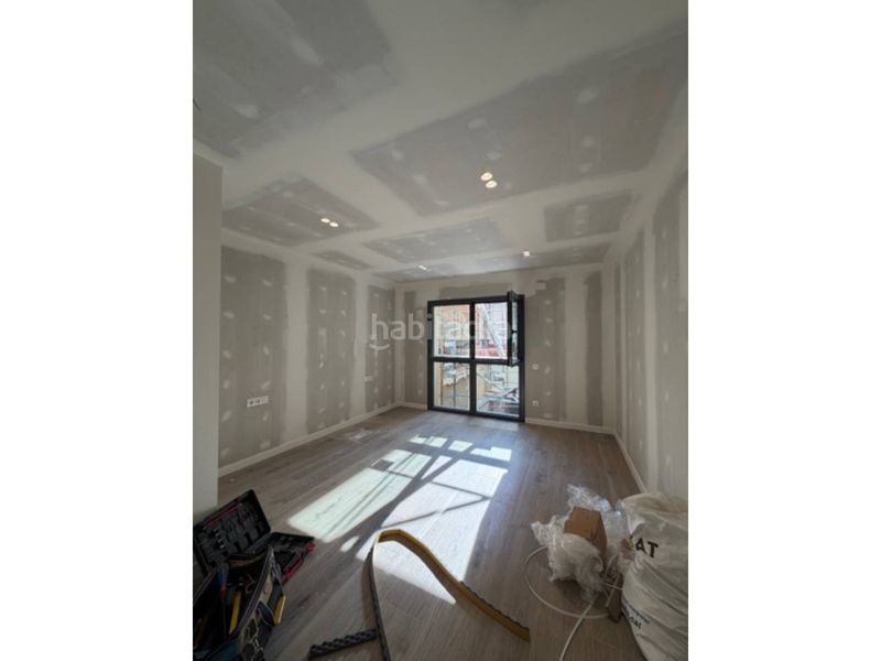 Foto deefde89-ba23-407d-b1db-f5dbb9c86f0a. Rent triplex with heating in Centre Sabadell