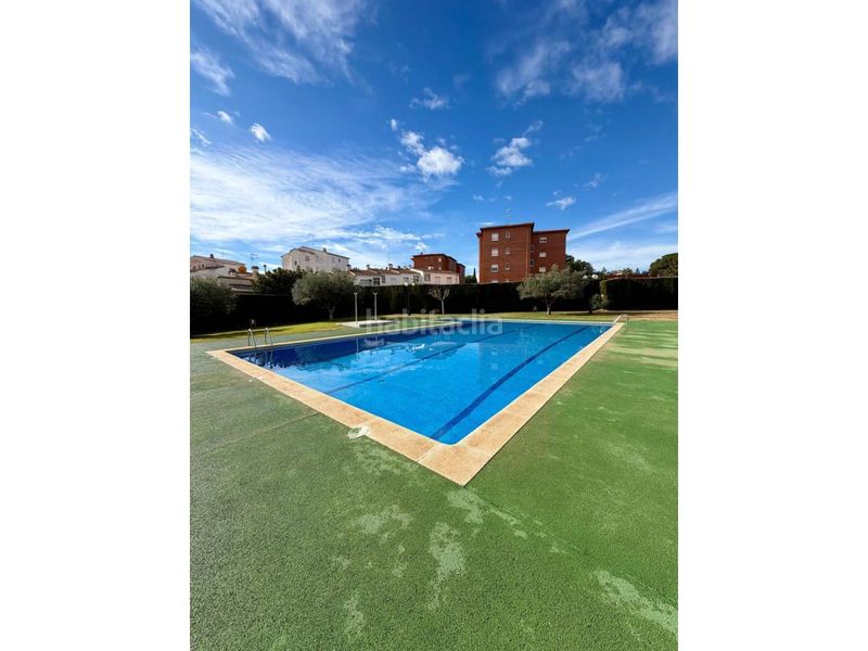 Foto e88fdd3c-0dab-46ef-a8a3-f0209e892f72. Casa adosada  con piscina comunitaria a 10 min de la playa en roda de berà en Roda de Barà