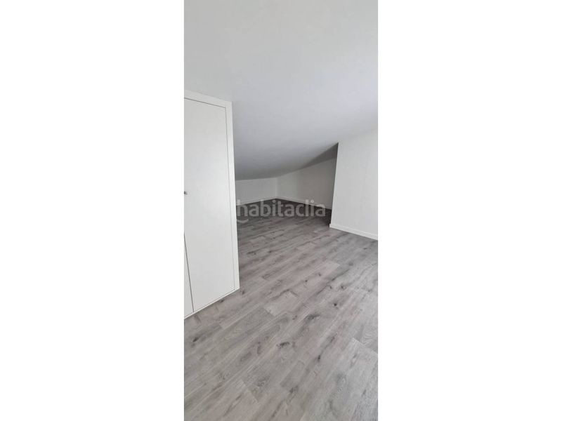 Foto 766d065b-c993-4956-b98e-eaee2c3794cb. Dúplex amb calefacció a Creu Alta Sabadell