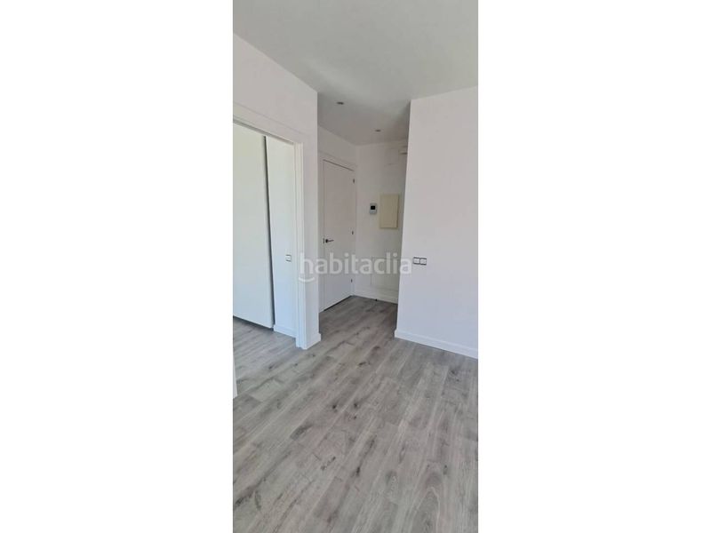 Foto 7d16f791-7376-45a0-83c4-4f3cfc5eb2c2. Dúplex amb calefacció a Creu Alta Sabadell