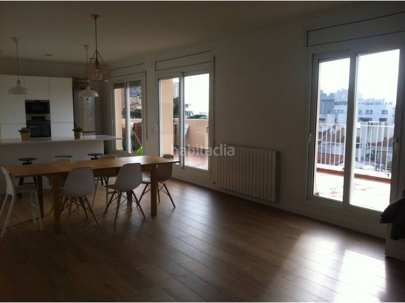 Foto 5a166456-5298-4f98-af66-5883ec5a4a21. Lloguer àtic amb calefacció a Centre Sabadell