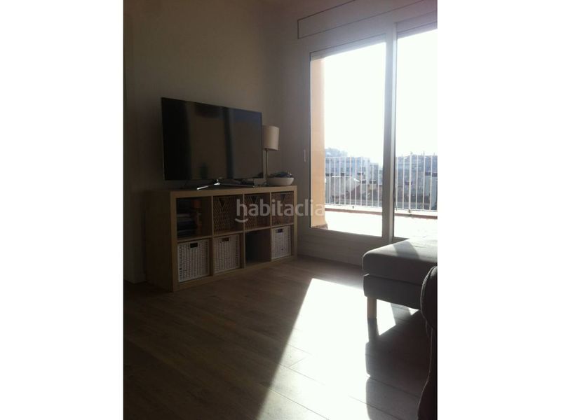 Foto 77d5971b-97ea-4970-894e-9f62f42f0308. Lloguer àtic amb calefacció a Centre Sabadell