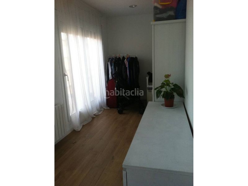 Foto 8bc9d133-bd07-4845-99e4-1c3dc069b392. Lloguer àtic amb calefacció a Centre Sabadell