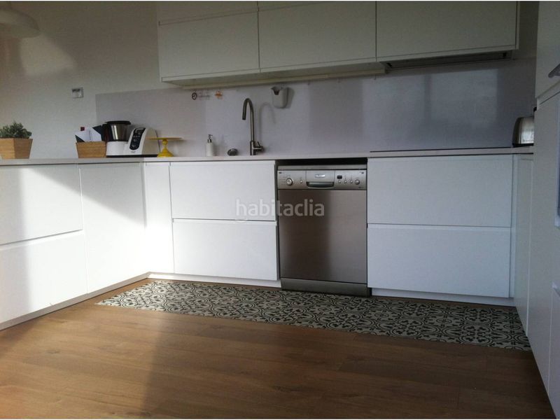 Foto d7f95207-f233-4e52-8aa6-101961d0c970. Lloguer àtic amb calefacció a Centre Sabadell