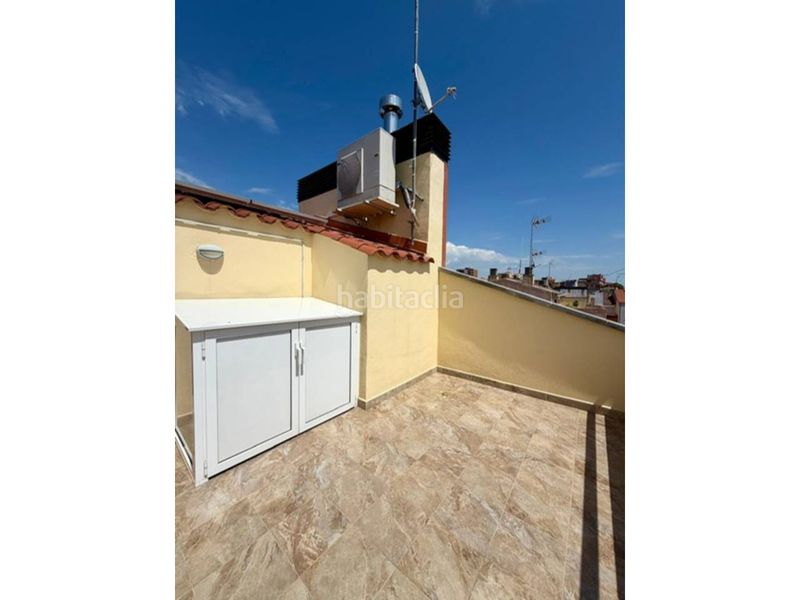 Foto a53f8deb-0c54-4146-9000-c29fc0f8c00d. Dúplex amb calefacció a Creu Alta Sabadell