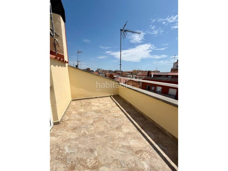 Foto bb7a230f-0f21-4b4f-9ea0-a9167ff8db5a. Dúplex amb calefacció a Creu Alta Sabadell