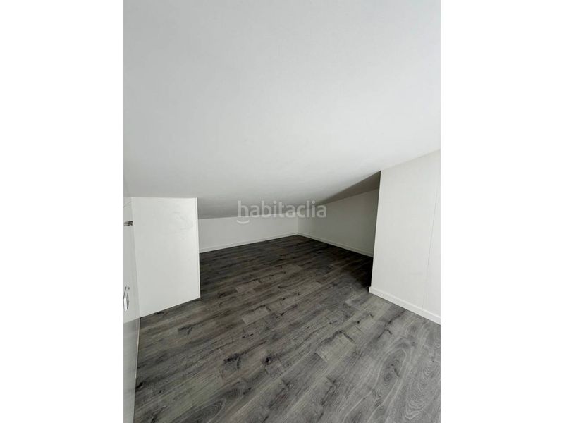 Foto edec8457-6fcb-4a71-a4db-d41fa7227305. Dúplex amb calefacció a Creu Alta Sabadell