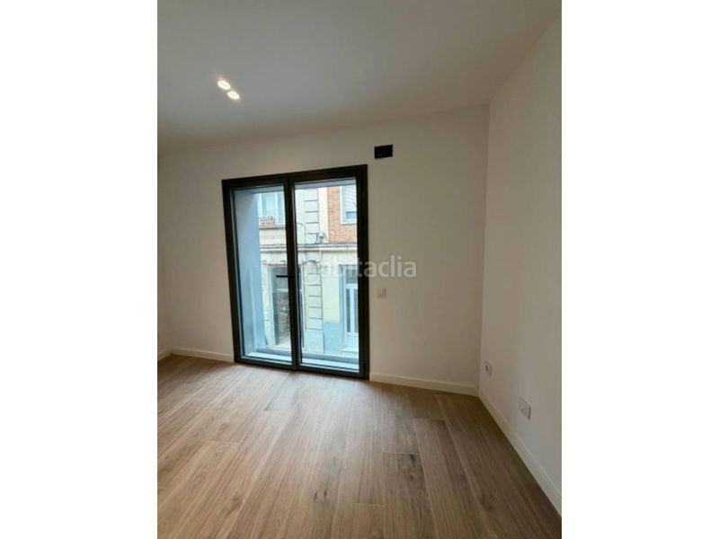 Foto 2e0d9667-b7c5-46a2-94bb-84499d49fb4a. Location duplex avec chauffage dans Centre Sabadell