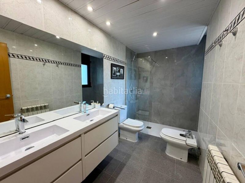 Foto bdb2f6dc-de9f-4130-9c84-184f75949ffd. Rent flat with heating parking in Creu Alta Sabadell