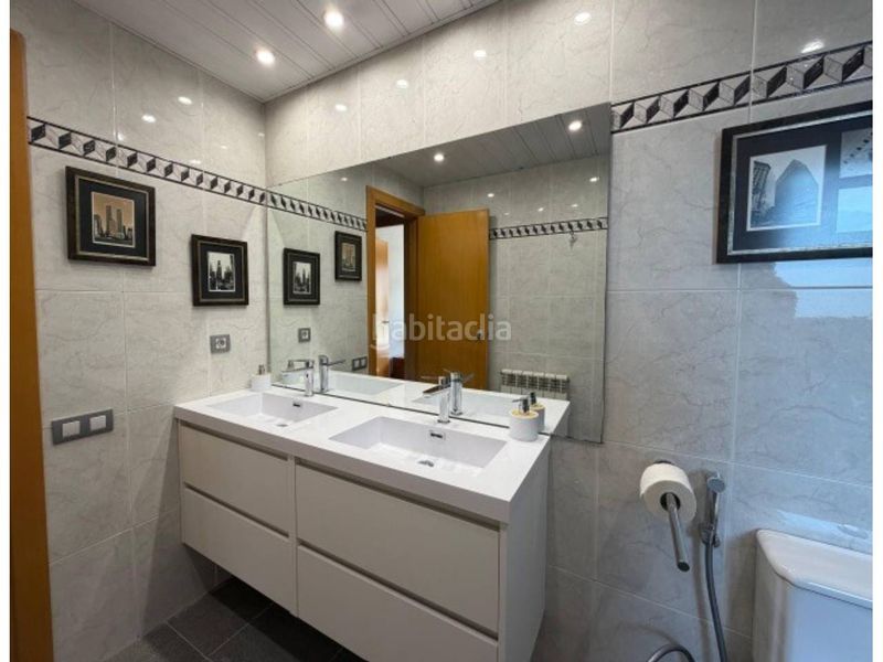 Foto cbe9101e-e17b-4cae-b087-9e2b90e9b00d. Rent flat with heating parking in Creu Alta Sabadell