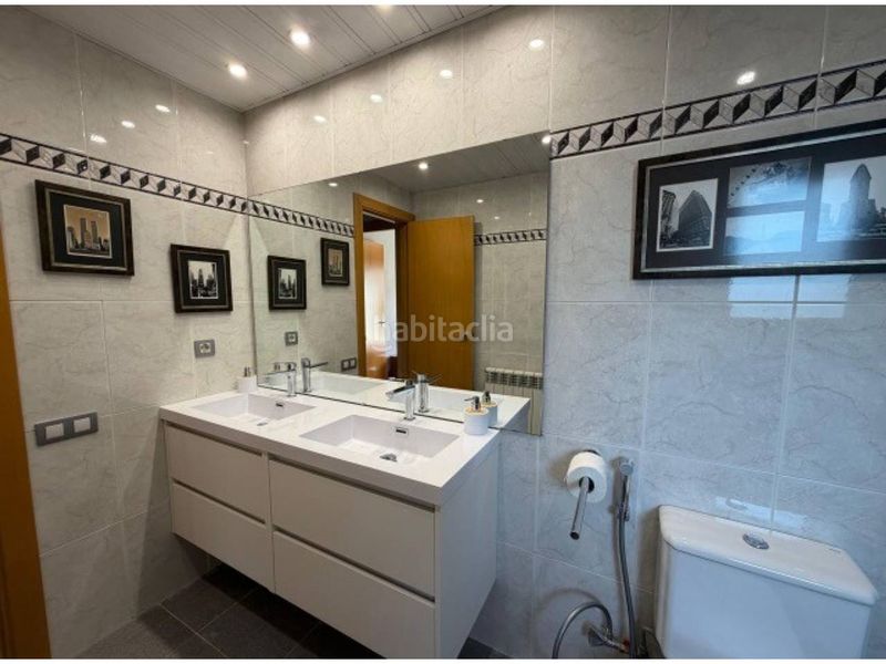Foto f7792a6a-d6c1-4721-9c2d-383b7adbaf66. Rent flat with heating parking in Creu Alta Sabadell