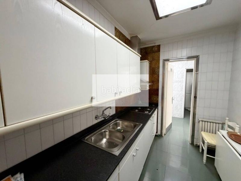 Foto 13d58ed0-d7a7-49b8-a8b5-505fad3705a4. Casa con riscaldamento in Eixample Sabadell