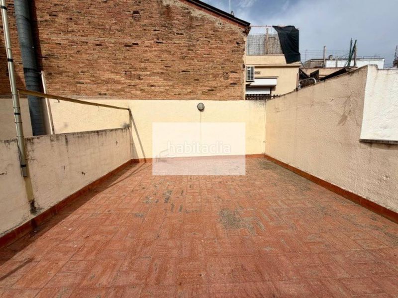 Foto 3a5b26d8-0e32-4ed4-9e5e-ea40b032dc51. Casa con riscaldamento in Eixample Sabadell
