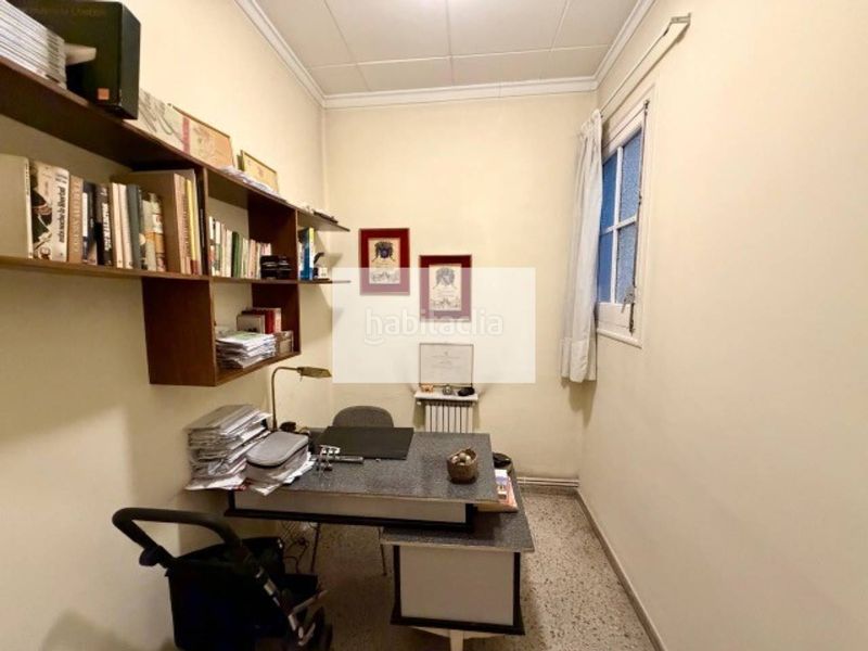 Foto 5da06cb4-a10a-457d-985d-d95a00ba2b38. Casa con riscaldamento in Eixample Sabadell