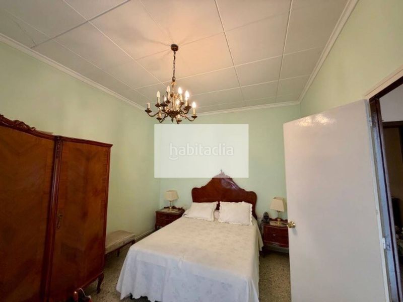 Foto f6f81112-1cfe-4ad3-8f1e-93763b8c8986. Casa con riscaldamento in Eixample Sabadell