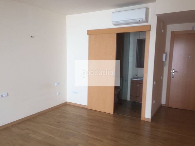 Foto 969854bb-5c2a-4b56-a34a-84c98a154b5b. Loft a Segle XX Terrassa