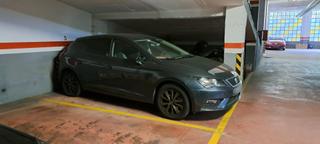 Parking coche en La Marina del Port. En venda plaça de pàrquing a la marina de port  en venta plaza d