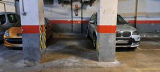 Autoparkplatz  Paseo zona franca. Plaça de pàrquing cotxe o moto  plaza de parking coche o moto