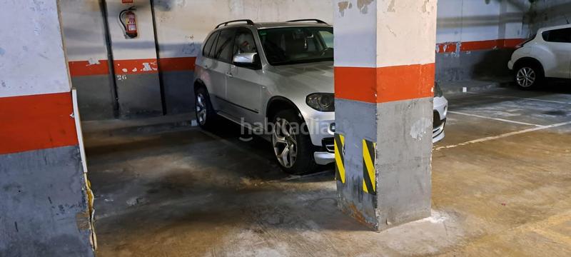 Foto 8a606aa5-0d4f-4fc0-9264-d78473094583. Car parking in La Marina del Port Barcelona