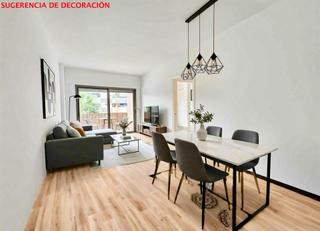 Pis a La Marina del Port. Piso en paseo zona franca