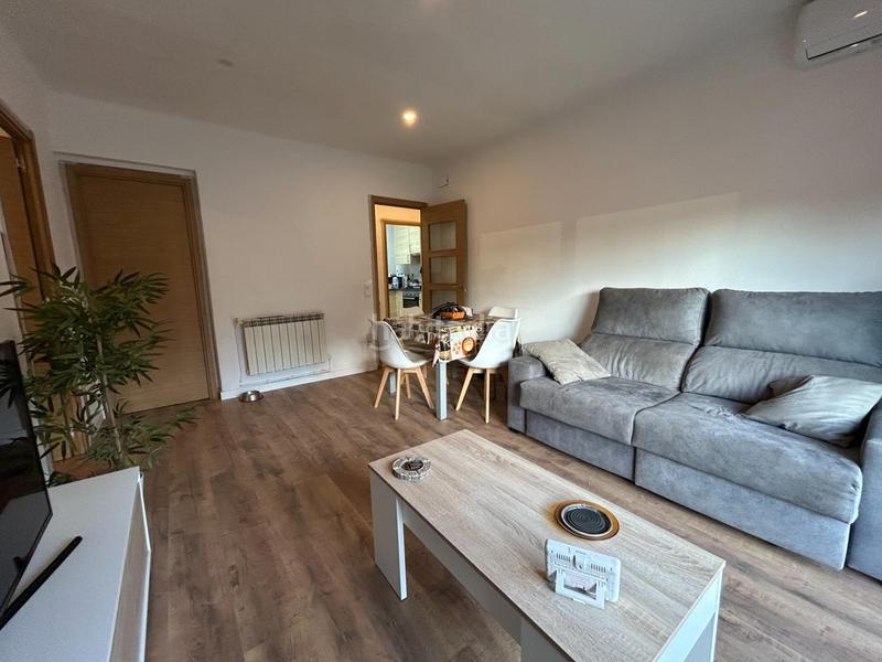 Foto eee5becd-f620-4bd4-b4cf-3305648e2f6d. Pis amb calefacció aparcament a Gelida