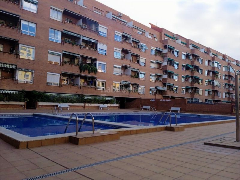 Foto 8c807fdd-3ca1-4078-bf69-3af18aa8100a. Pis amb calefacció piscina a Font de la Guatlla Barcelona