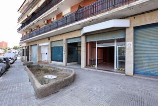 Geschäftsraum  Carrer genis sala. Amplio local comercial de 326 m2 formado por dos locales unidos