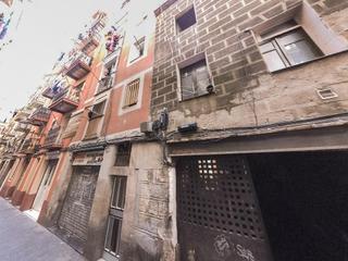 Pis a Raval. Pis a santcliment  piso en santcliment