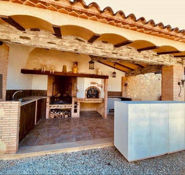 Foto 0541c868-3d96-483a-be14-c781aa1b8f3b. Xalet amb piscina a Albaida