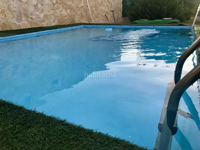 Foto 0ca6a7d2-a808-40e3-a6ac-ad1f55f723fa. Xalet amb piscina a Albaida