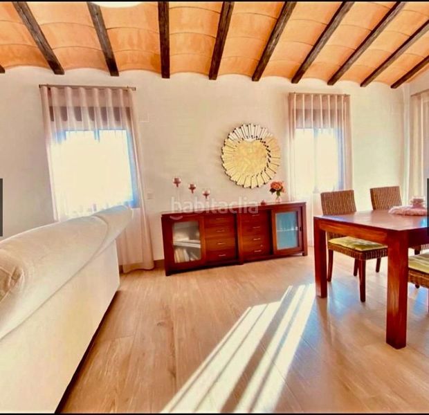 Foto fee6e5e1-87d4-4daa-afa9-d8ac79401495. Xalet amb piscina a Albaida