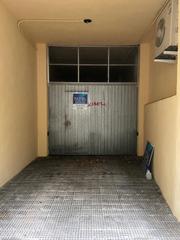 Aparcament cotxe a Albaida. Garaje disponible en centro de albaida