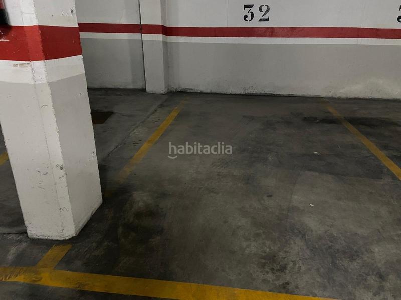 Foto 5827d97e-8501-4b3d-8832-3c5d45bc3dc8. Autoparkplatz in Albaida