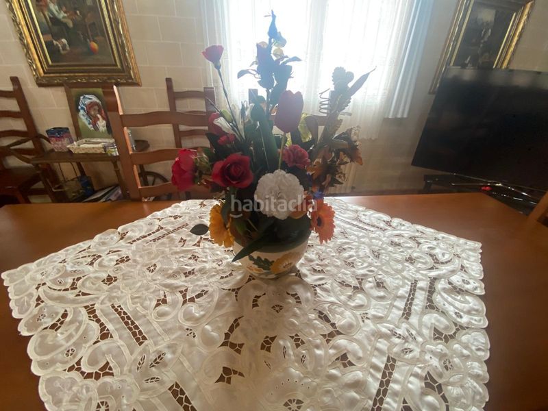 Foto a6243717-7240-4c7e-be68-a66c0df31857. Casa amb aparcament a Albaida