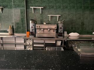 Local commercial à Eixample. Venta local comercial en alcoyalicante