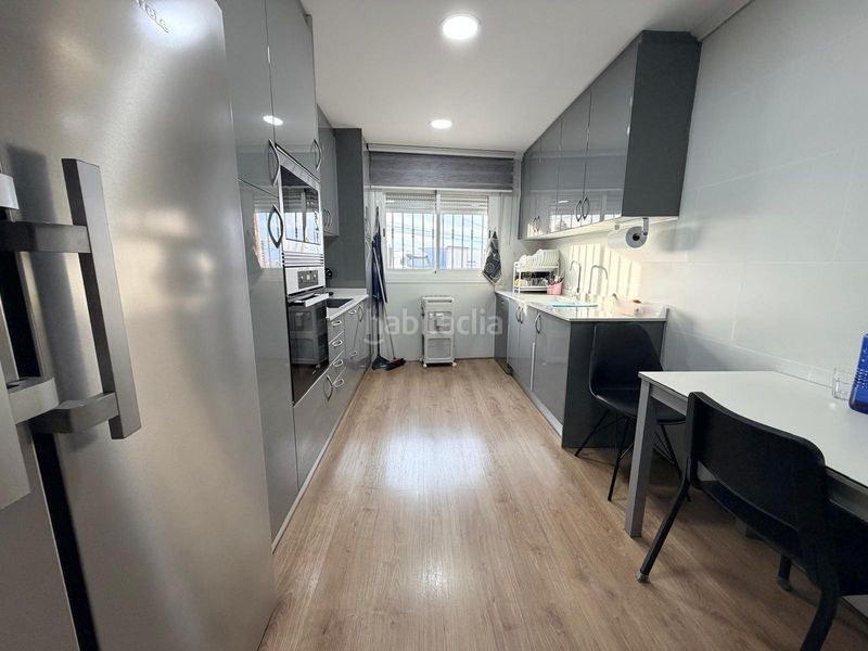 Foto 007e3917-056b-448f-b4e1-18e251dd11e4. Casa adossada amb aparcament a Albaida