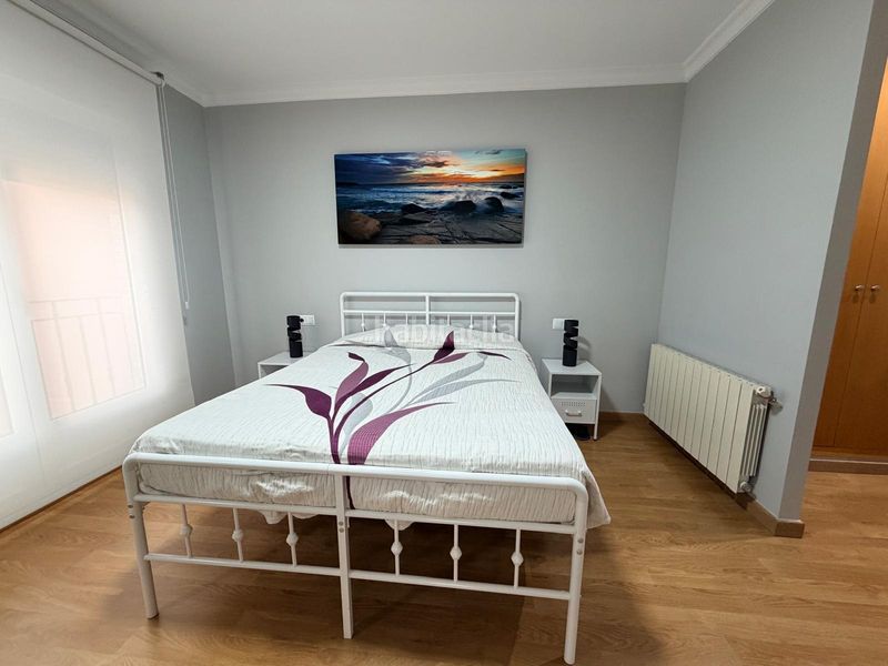 Foto 39176f6e-1260-4e73-a271-047a93bcade2. Casa adossada amb aparcament a Albaida