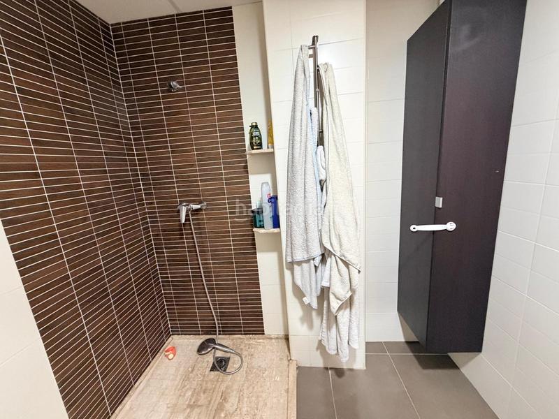 Foto a858bcde-87a7-4a10-aadd-4c7de6237ba4. Pis amb aparcament a Benisoda