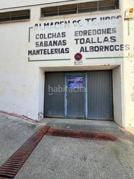Foto 40cebbf6-ea1b-4841-a311-fb9f833bacc7. Aparcament cotxe a Albaida